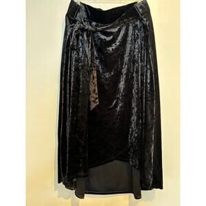 Torrid Black Velvet Skirt Size 3 (XL) High Low Hem Faux Wrap Whimsigoth